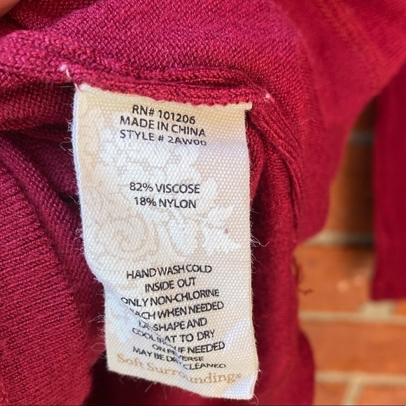 Soft Surroundings Meidum Margulies Marroon Exposed Zipper Back Long Sleeve Top - Picture 6 of 10